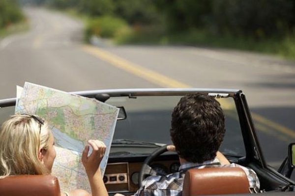 road-trip-car